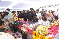 Celebs pay their last respects to Taraka Ratna